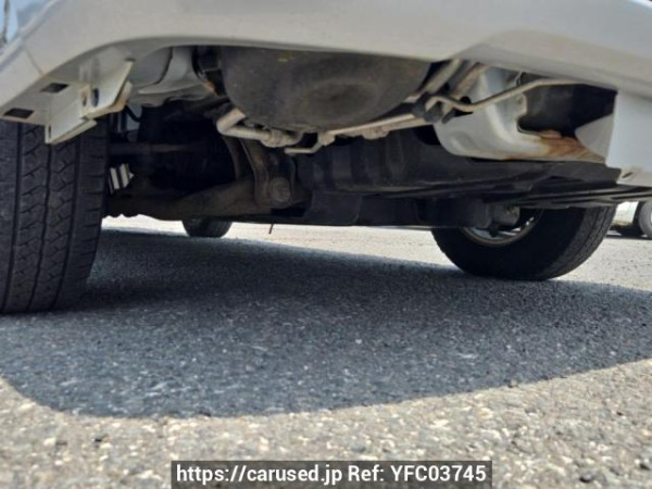 Used 2005 AT toyota regiusace-van KDH205V Image[34]