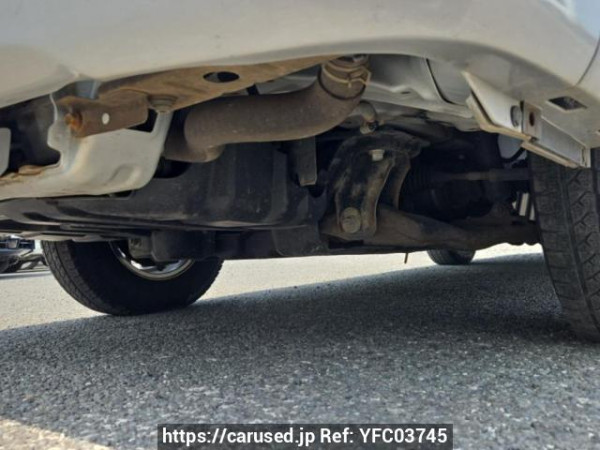 Used 2005 AT toyota regiusace-van KDH205V Image[35]