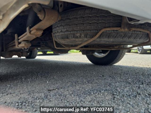 Used 2005 AT toyota regiusace-van KDH205V Image[41]