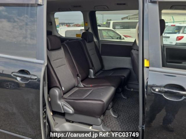Used 2009 AT toyota noah ZRR75W Image[15]