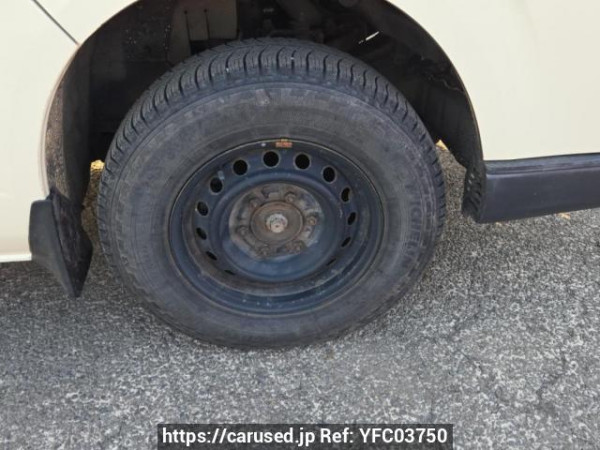 Used 2006 MT toyota regiusace-van KDH205V Image[30]