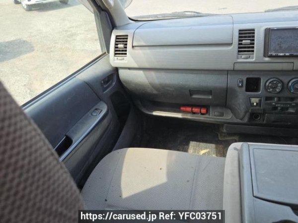Used 2007 MT toyota hiace-van KDH205V Image[18]