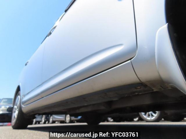 Used 2004 AT toyota wish ZNE10G Image[34]