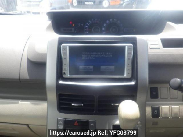 Used 2008 AT toyota noah ZRR70G Image[19]