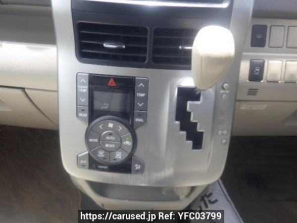 Used 2008 AT toyota noah ZRR70G Image[20]