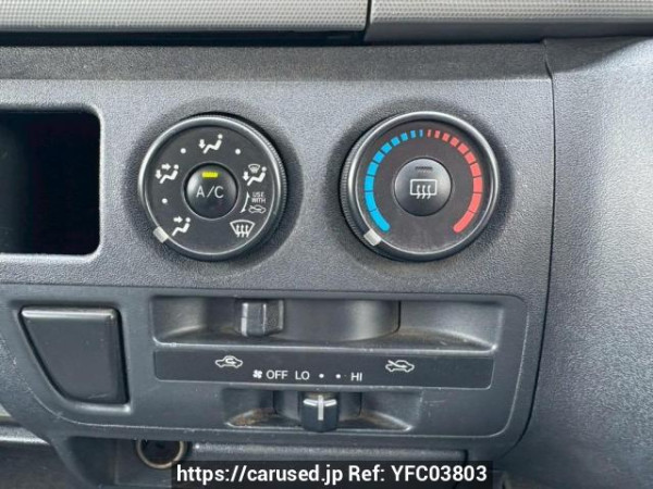 Used 2007 AT toyota regiusace-van KDH200V Image[21]