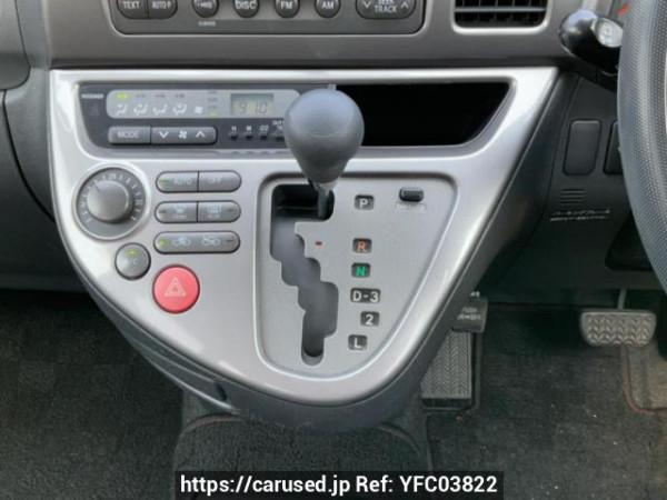 Used 2003 AT toyota wish ZNE10G Image[21]