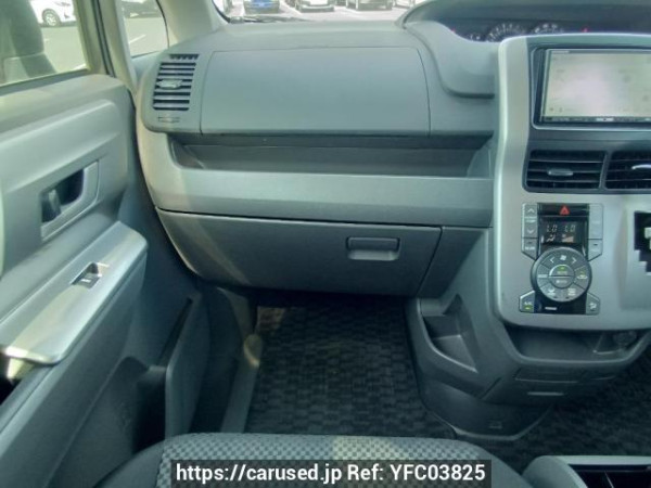 Used 2009 AT toyota noah ZRR75W Image[20]