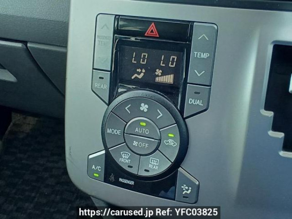 Used 2009 AT toyota noah ZRR75W Image[27]