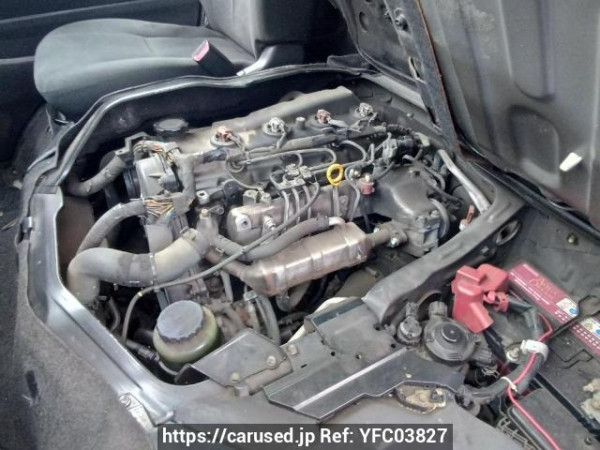 Used 2005 AT toyota regiusace-van KDH205V Image[9]