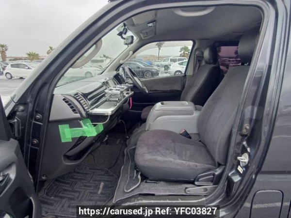 Used 2005 AT toyota regiusace-van KDH205V Image[14]