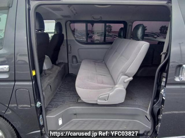 Used 2005 AT toyota regiusace-van KDH205V Image[16]