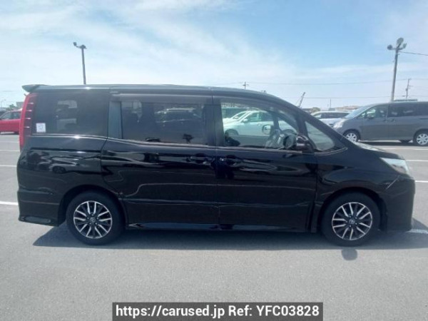 Used 2015 AT toyota noah ZRR80W Image[7]