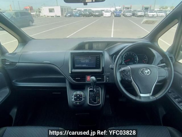Used 2015 AT toyota noah ZRR80W Image[18]