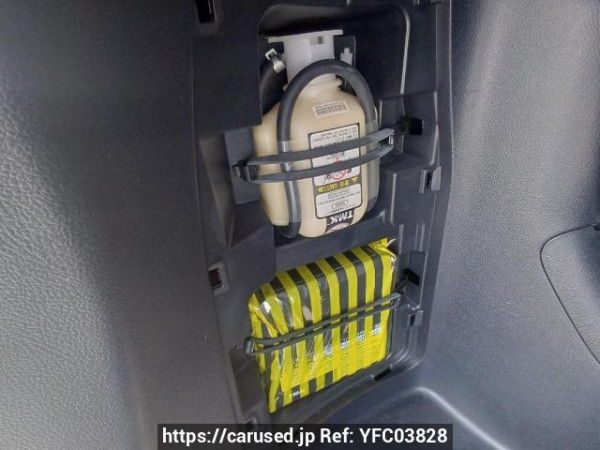 Used 2015 AT toyota noah ZRR80W Image[42]