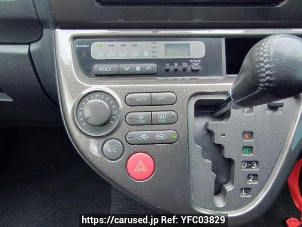 Used 2005 AT toyota wish ZNE10G Image[25]
