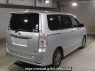 Used 2011 AT toyota voxy ZRR70W Image[1]