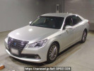 Toyota Crown Hybrid AWS210