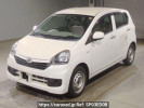 Daihatsu Mira e:S LA300S