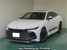 Toyota Crown Crossover TZSH35
