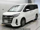 Toyota Noah ZWR80W