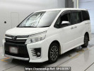 Toyota Voxy ZRR80W