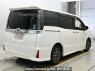 Used 2015 AT toyota voxy ZRR80W Image[1]