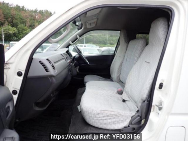 Used 2006 AT toyota regiusace-van KDH205K Image[12]