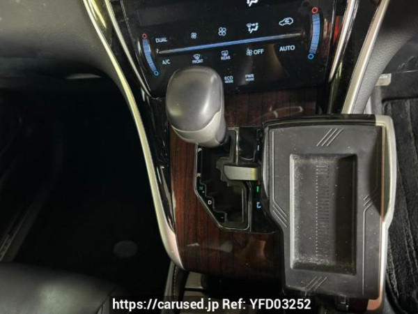 Used 2014 AT toyota harrier ZSU60W Image[26]