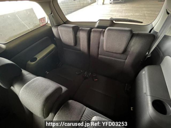 Used 2003 AT toyota wish ZNE10G Image[16]