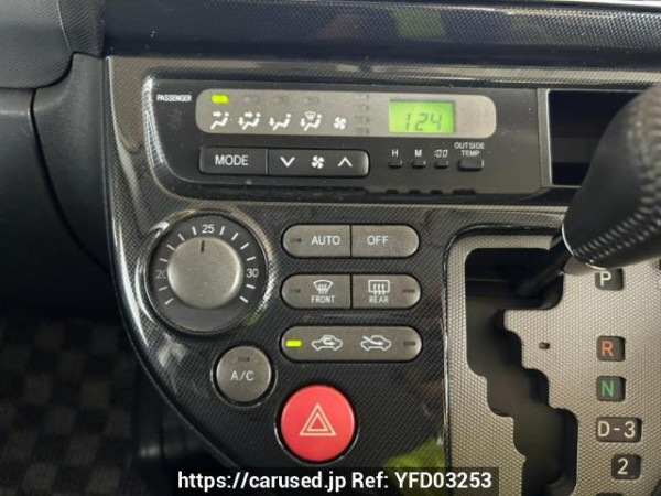 Used 2003 AT toyota wish ZNE10G Image[26]