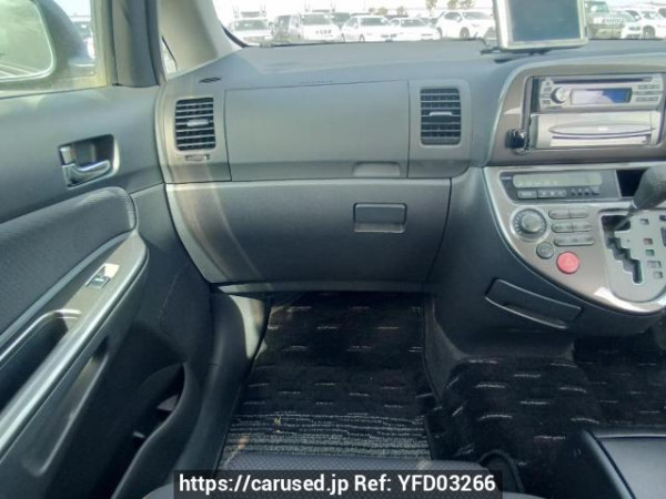 Used 2005 AT toyota wish ANE10G Image[19]