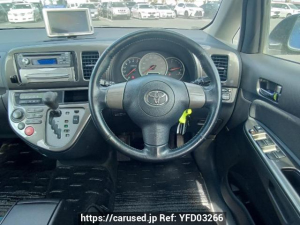Used 2005 AT toyota wish ANE10G Image[20]