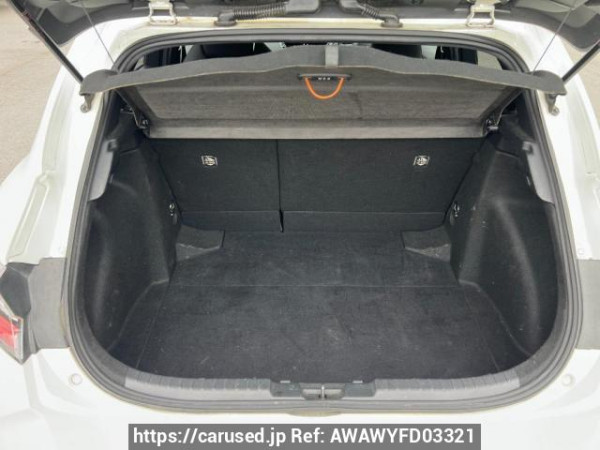 Used 2018 AT toyota corolla-sports ZWE211H Image[8]