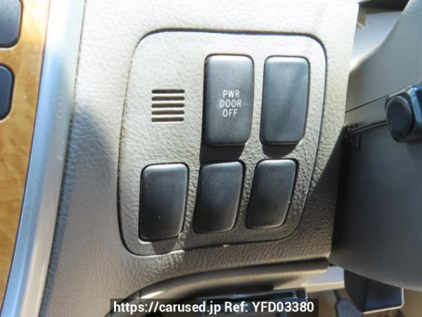 Used 2007 AT toyota alphard MNH10W Image[32]
