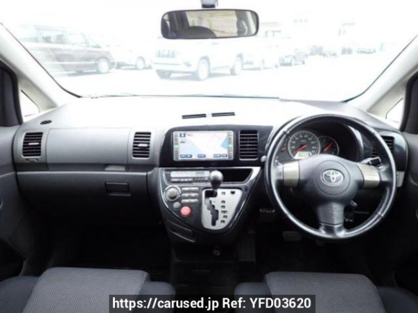 Used 2003 AT toyota wish ZNE10G Image[16]