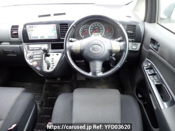 Used 2003 AT toyota wish ZNE10G Image[18]