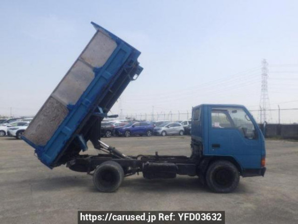 Used 1988 MT mitsubishi canter FE305BD Image[15]