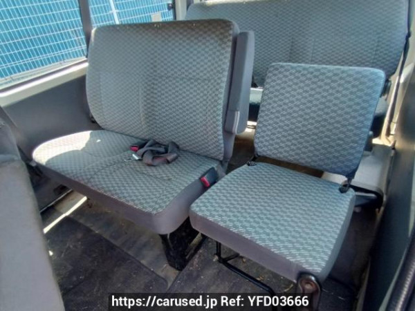 Used 2001 AT toyota hiace-wagon RZH111G Image[15]