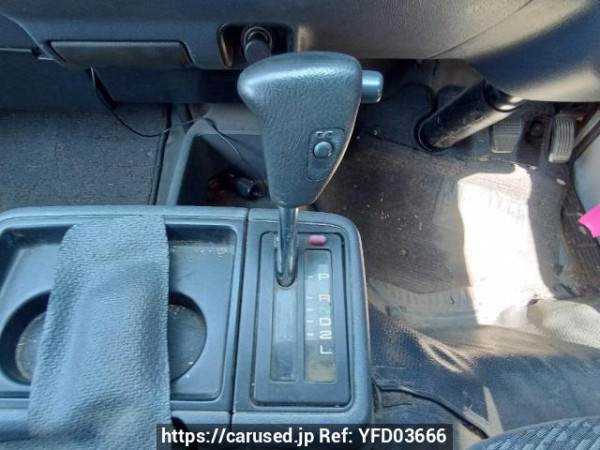 Used 2001 AT toyota hiace-wagon RZH111G Image[22]
