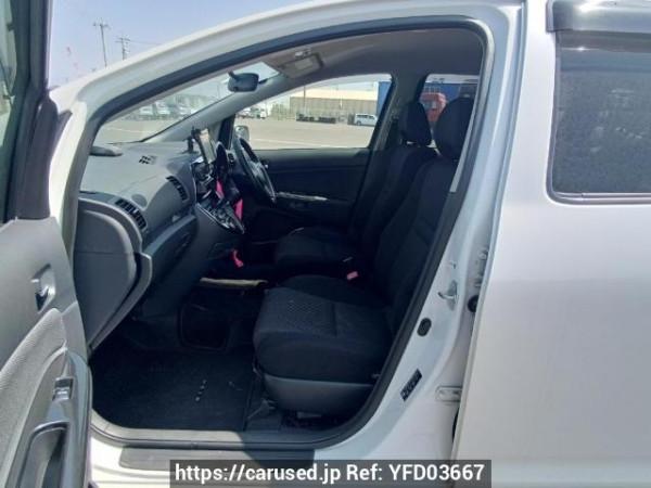 Used 2003 AT toyota wish ZNE10G Image[13]