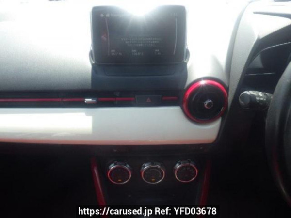 Used 2015 AT mazda demio DJ5FS Image[18]