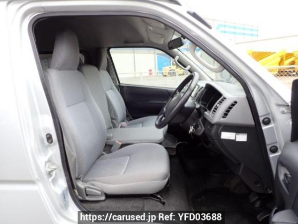 Used 2010 AT toyota hiace-van TRH200K Image[12]