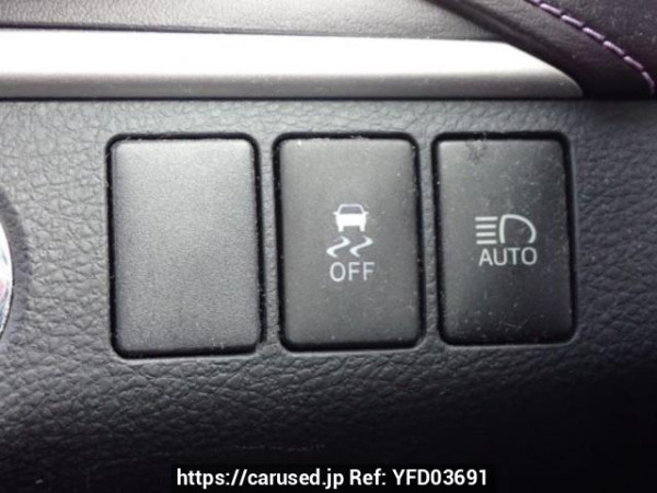 Used 2015 AT toyota harrier ZSU60W Image[28]