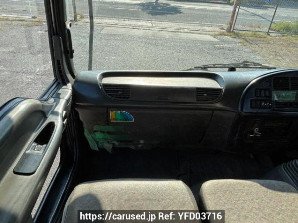 Used 2004 MT isuzu forward FRR33D4 Image[25]