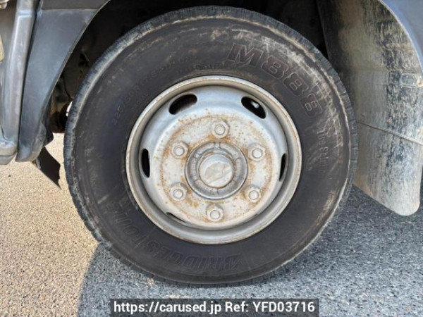 Used 2004 MT isuzu forward FRR33D4 Image[34]