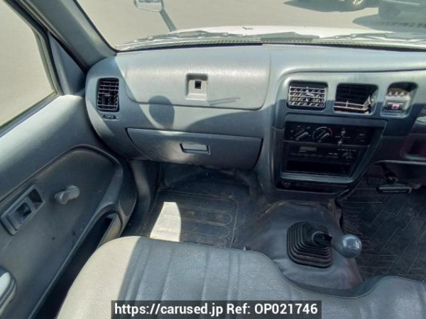 Used 2003 MT toyota hilux LN147 Image[16]