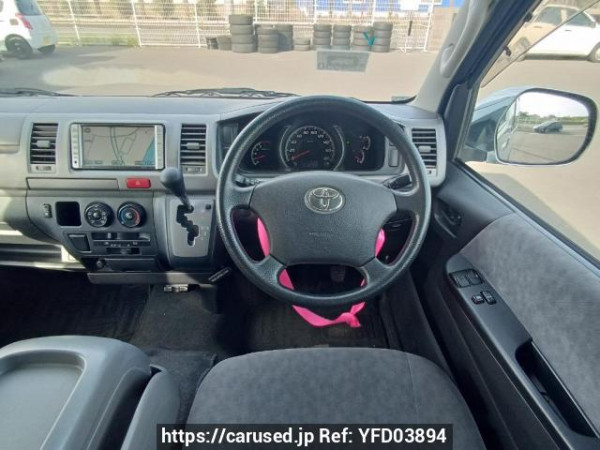 Used 2006 AT toyota regiusace-van KDH200V Image[19]