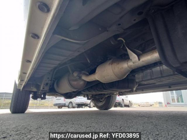 Used 2004 AT toyota regiusace-van KDH200V Image[33]