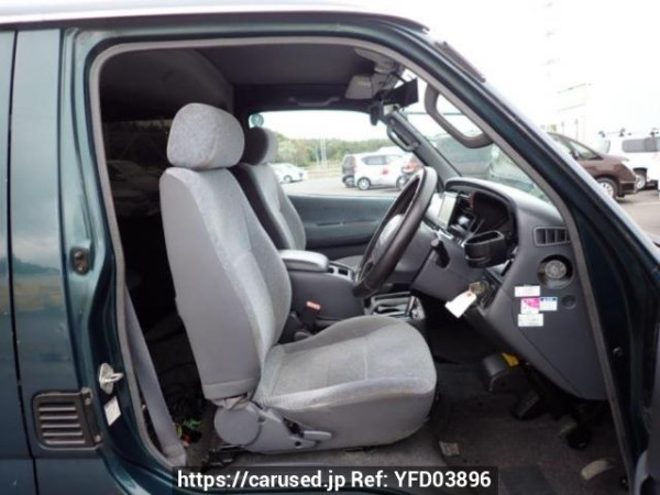 Used 2002 AT toyota regiusace-van RZH112V Image[13]